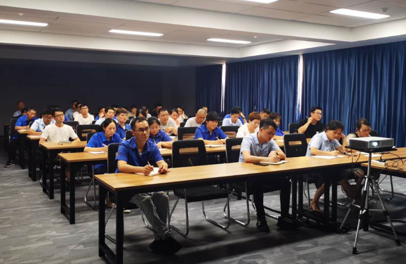 培訓(xùn)專(zhuān)用技能，打造工匠精神